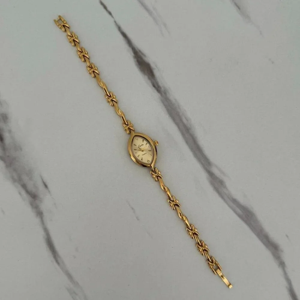 SKU0498 Retro Gold Women Casual Fashion Oval Watch Stainless steel +‎ gift bag
